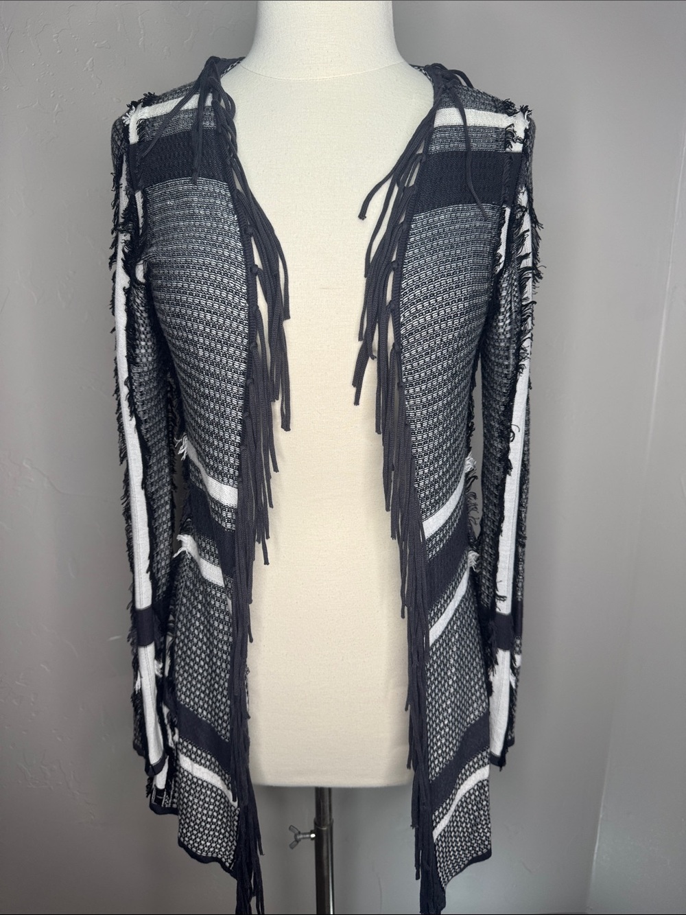 Belldini Fringed Open-Front Black & White Textured Knit Cardigan
